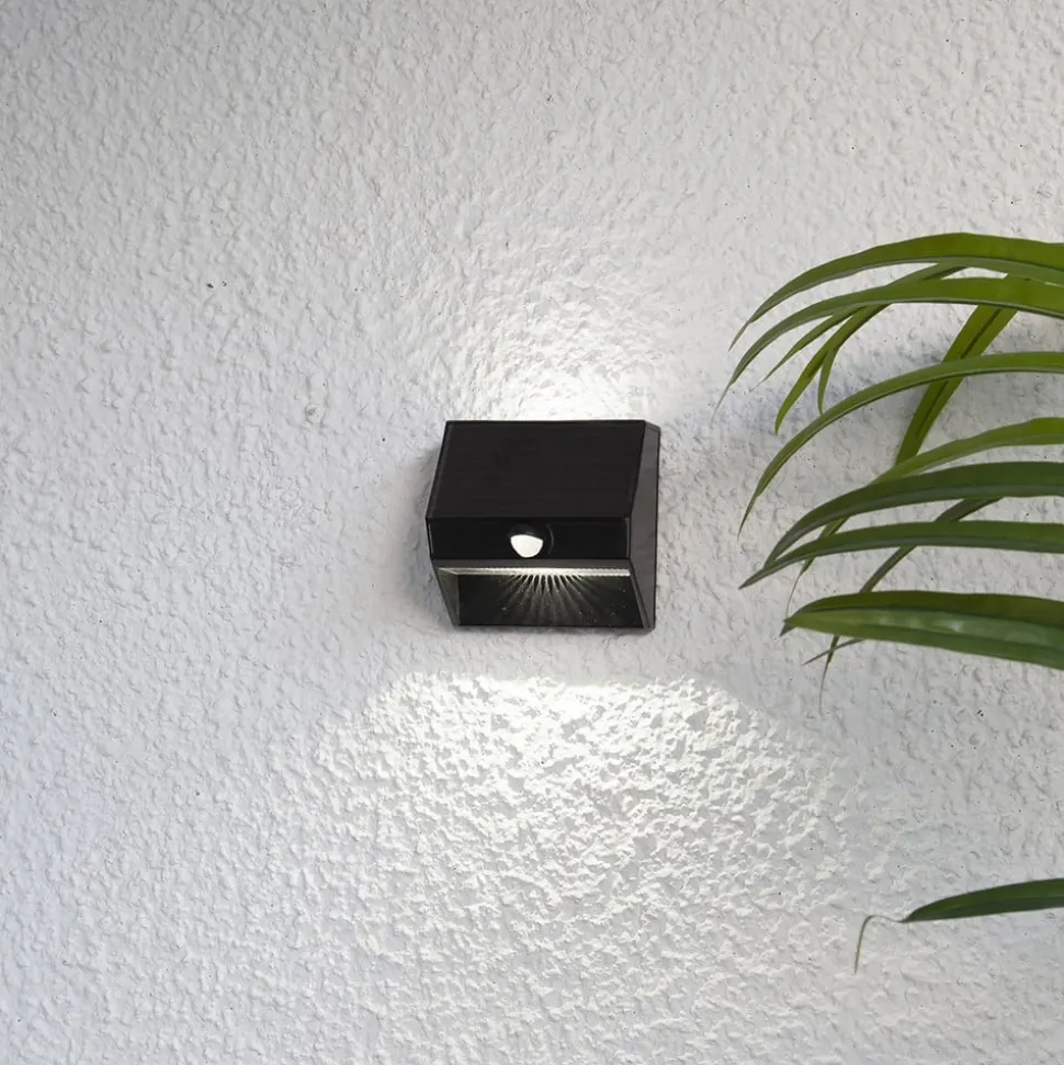 LED-solcellelampe Wally med opad- og downlight