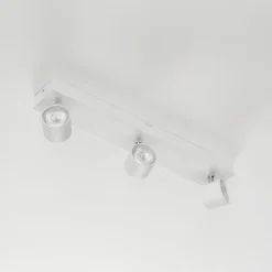 LED-spotten Star med tre lyskilder, WarmGlow, hvid