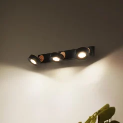 LEDVANCE LED-loftspot Pluto, stål, træ, 3-lys, sort