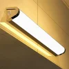 LED-væglampe 511106 til spejle, med kontakt