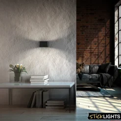 LED-væglampe Chat, sort, 16 cm, plast, sensor