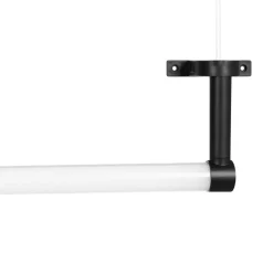 Lindby Eleri LED-spejllampe, sort