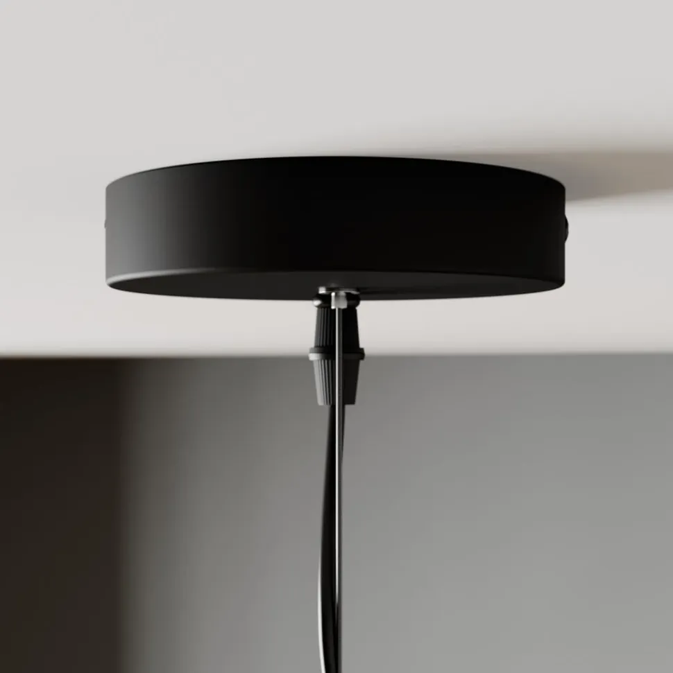 Lindby Emilienne pendellampe, sort, guldfarvet, Ø 60 cm