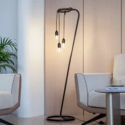Lindby gulvlampe Elira, sort, metal, 150 cm høj, E27