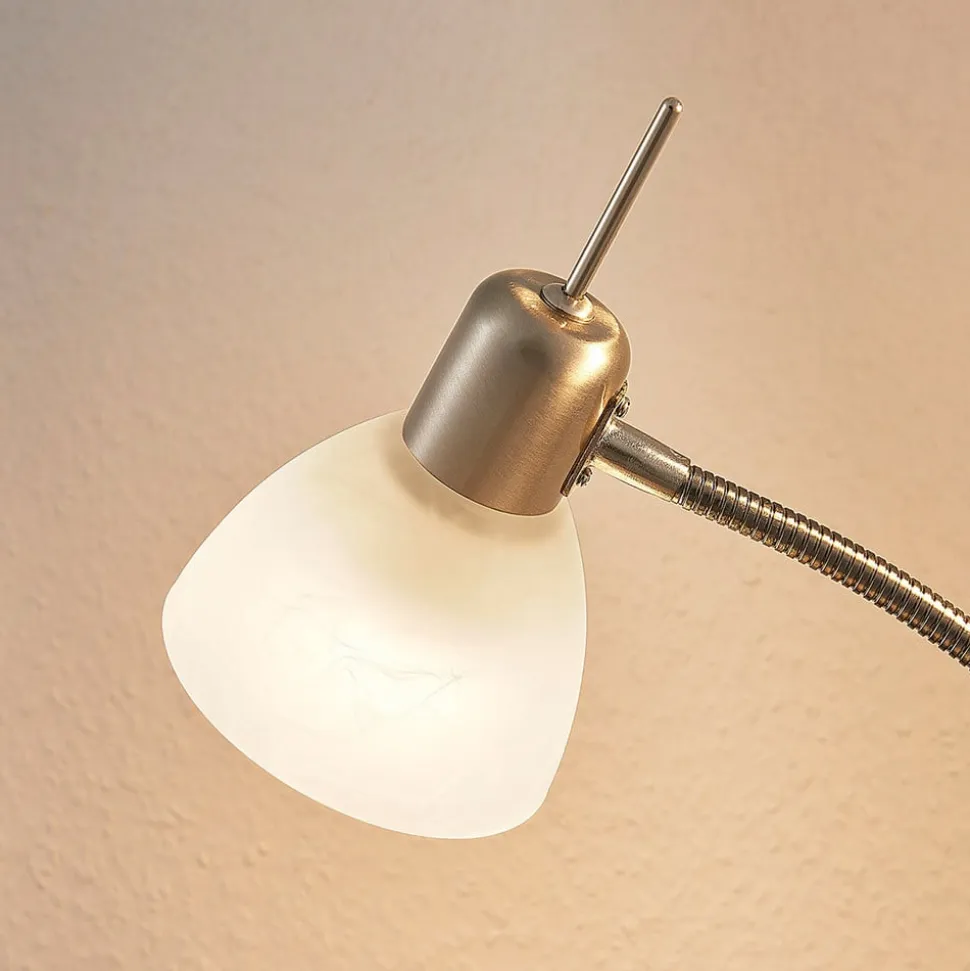Lindby gulvlampe Gwendolin, 160 cm, nikkelfarvet, 2 lyskilder.