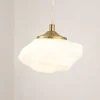 Lindby hængelampe Piatra, opal/messing, glas, Ø 16 cm, G9