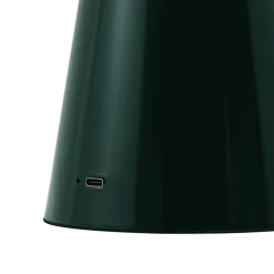 Lindby LED genopladelig bordlampe Nevijo, grøn, Ø20 cm, USB, dæmper