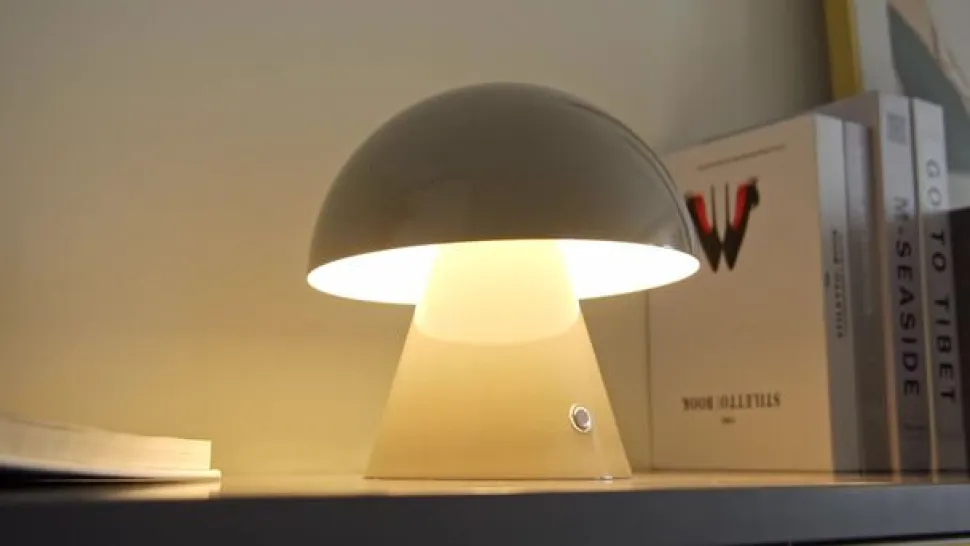 Lindby LED genopladelig bordlampe Nevijo, grå, Ø18cm, USB, dæmper