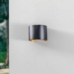 Lindby LED udendørs væglampe Nivar, rund, sort/guld, IP54
