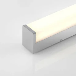 Lindby LED-badeværelseslampe Klea, 60 cm, krom, metal, IP44