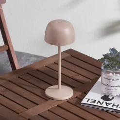 Lindby LED-bordlampe Arietty, beige, dæmpbar, IP65