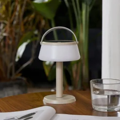 Lindby LED-bordlampe Mikkel, beige, dæmpbar, 7 cm