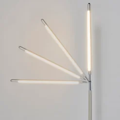 Lindby LED-gulvlampe Jabbo, 163 cm, nikkel, metal