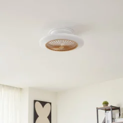 Lindby LED-loftventilator Mamuti, træfarvet, støjsvag, 55 cm