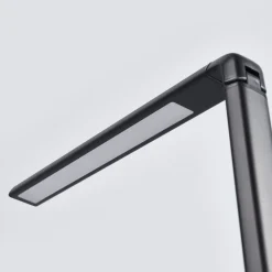 Lindby LED-skrivebordslampe Kuno, sort, USB, touchdæmper
