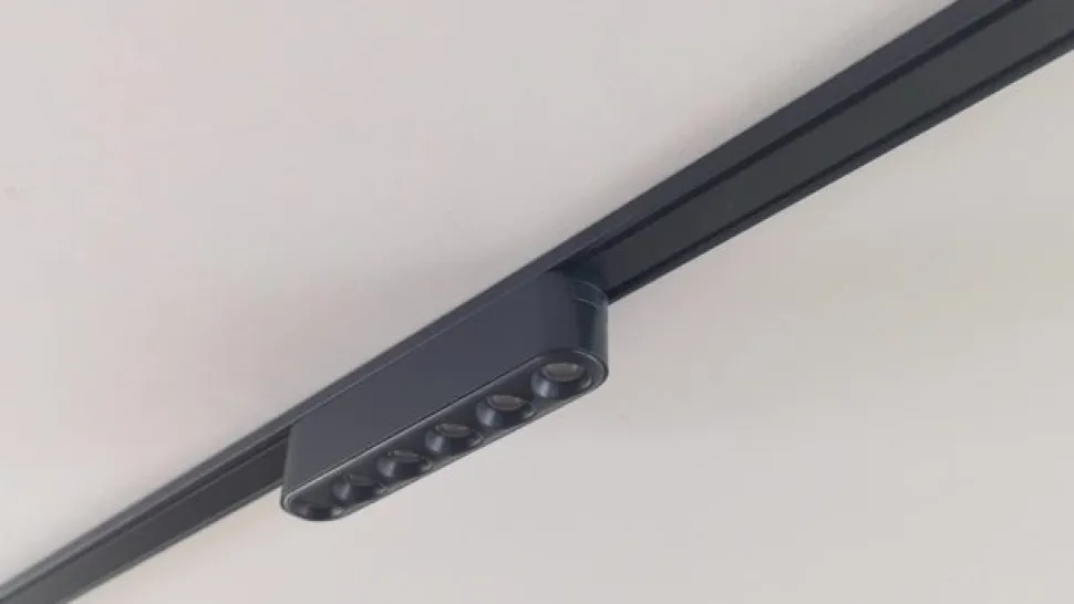 Lindby LED-strip 48V Lumaro, sort,6 punkter,2,4cm,dæmpbar