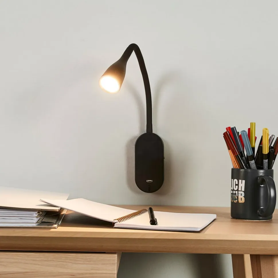 Lindby LED-væglampe Enna, 34 cm, sort, afbryder, USB