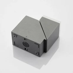 Lindby LED-væglampe Sally, 15 cm, antracit, IP54, sensor