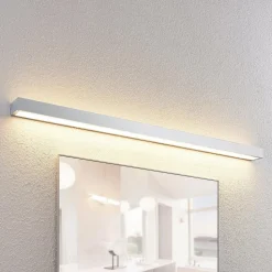Lindby LED-væglampe til badeværelset Layan, 120 cm, krom, metal