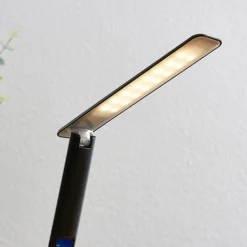 Lindby Ludmilla LED-bordlampe, display, sort