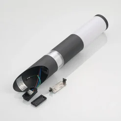 Lindby Okari udendørs væglampe med sensor fakkel