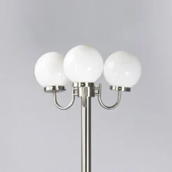 Lindby Samuel udendørslampe, 218 cm, 3 lyskilder, kugle, E27, IP44
