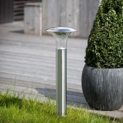 Lindby Solar-LED-lampe med jordspyd Jolin, 66 cm, stål