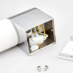 Lindby spejllampe Melike, 27 cm, krom, IP44, stikkontakt
