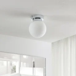 Lindby Tavino loftslampe, sfærisk skærm, krom