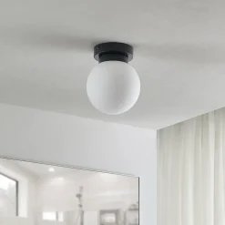 Lindby Tavino loftslampe, sfærisk skærm, sort