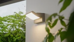 Lindby udendørs LED-væglampe Sherin, antracit, drejelig
