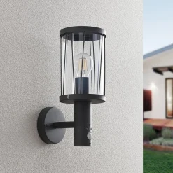 Lindby udendørs væglampe Yonan, højde 34 cm, antracit, sensor