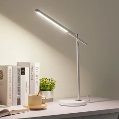 Lindby Valtorin LED-bordlampe, hvid