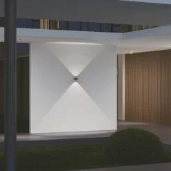 LOOM DESIGN Frey LED-væglampe IP65 2x6W sort