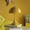 Louis Poulsen Panthella PORTABLE 160 V3, uigennemsigtig gul