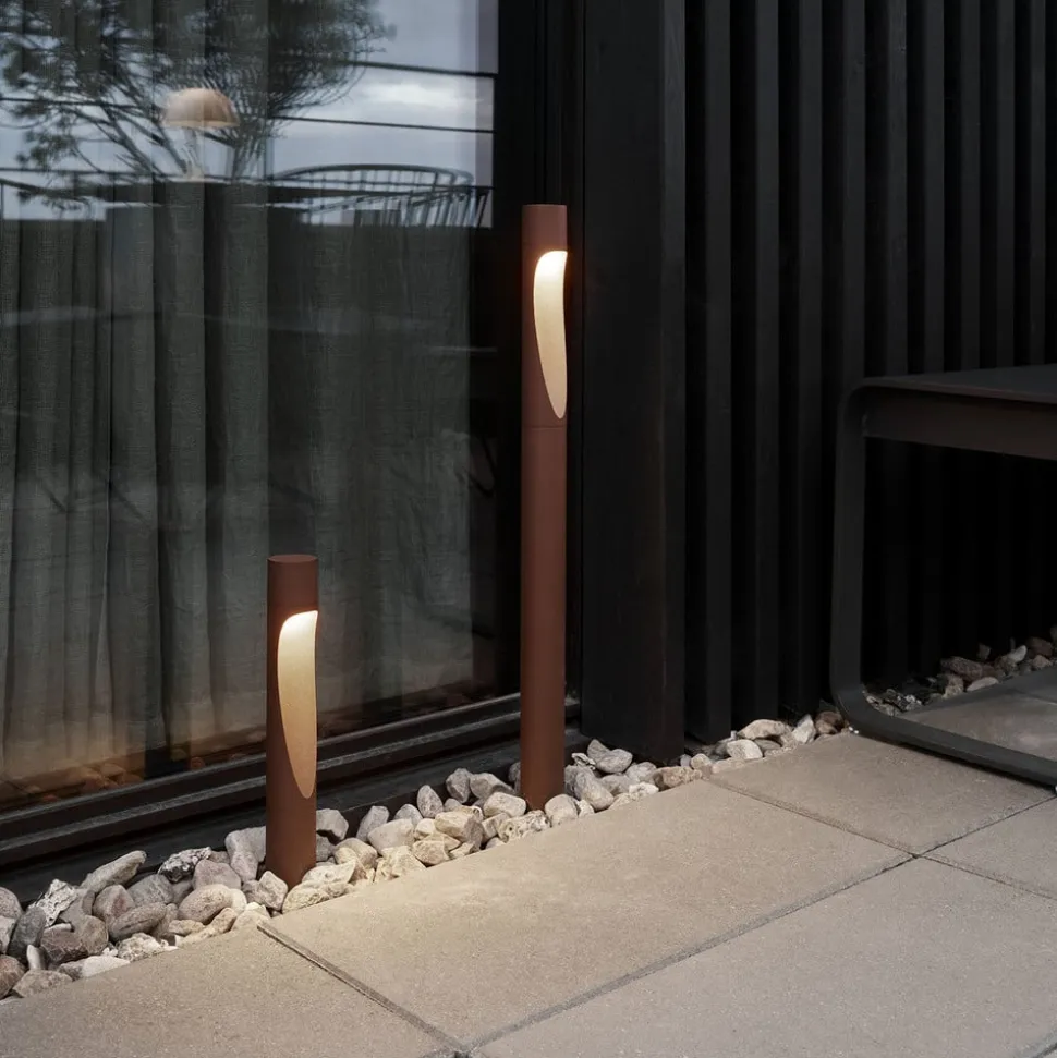 Louis Poulsen vejlampe Flindt, 927, corten 70 cm base 24 V
