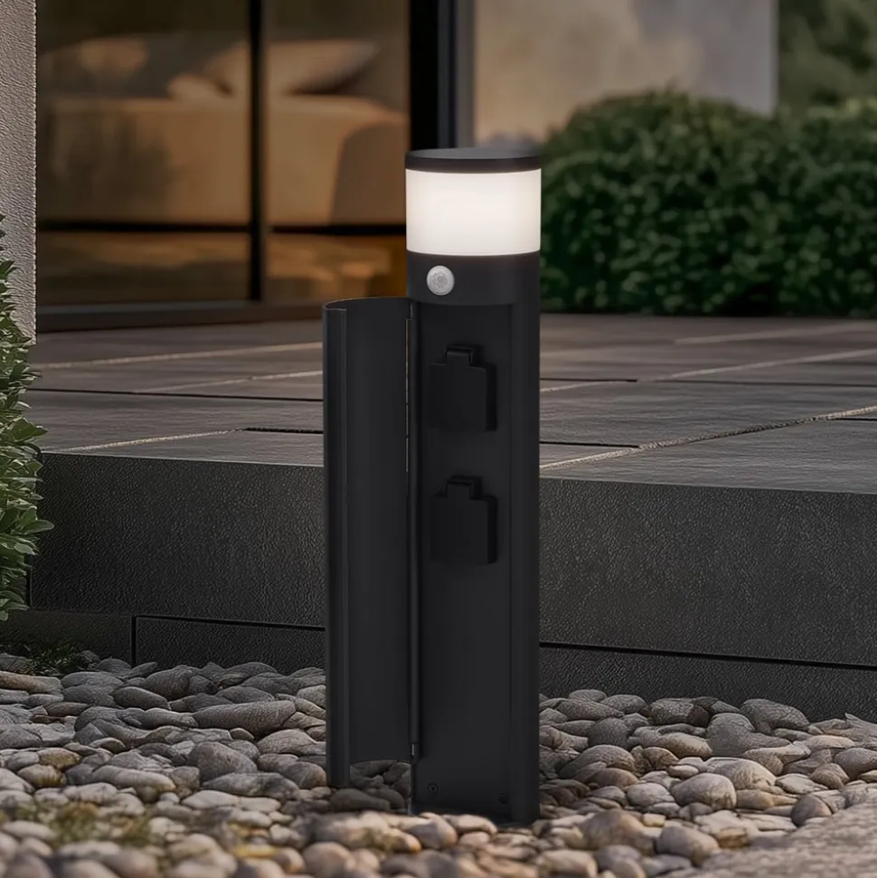Lucande Corban sokkellampe, grå, sensor, udtag, IP44