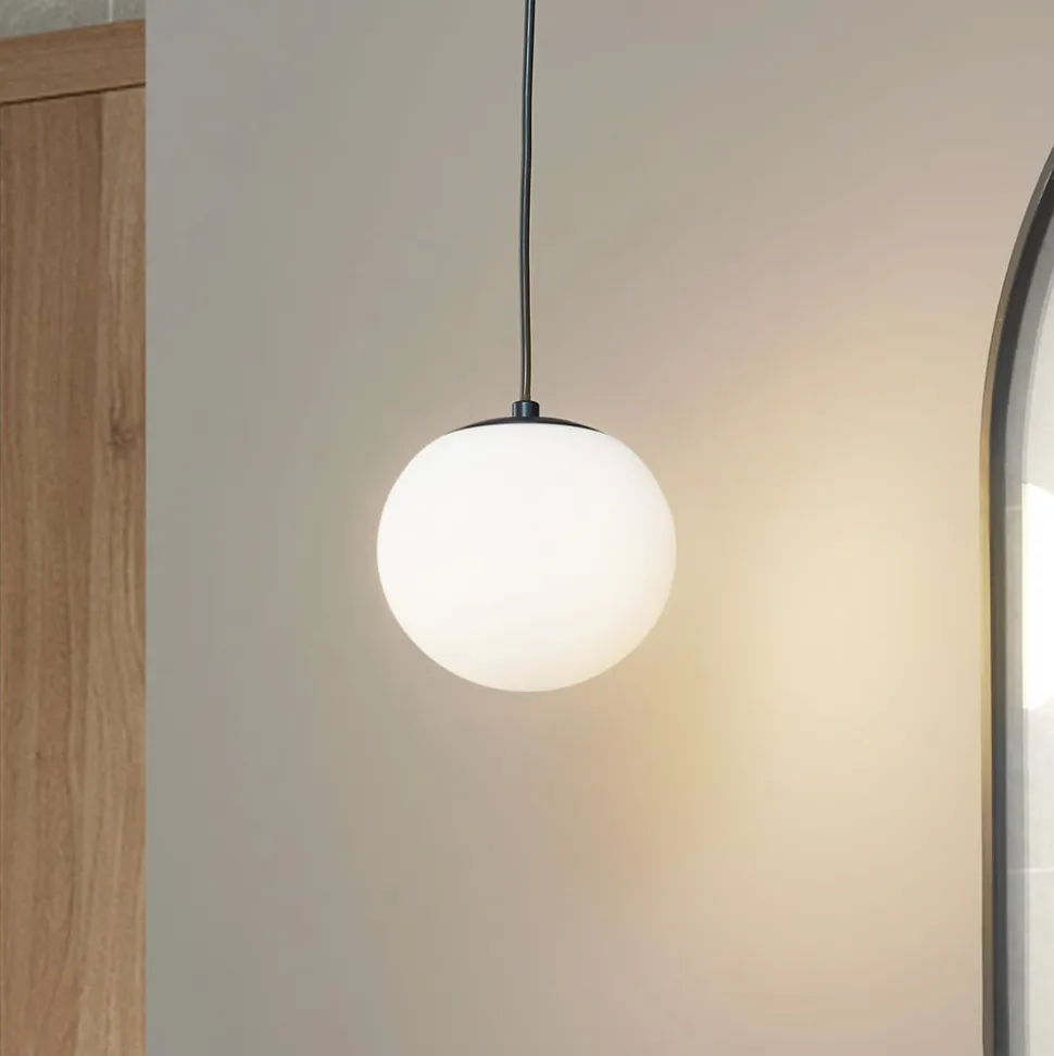 Lucande hængelampe Bidolo, sort, glas, Ø 15 cm, IP44