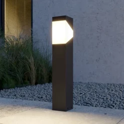 Lucande Kiran sokkellampe, 60 cm, grå, metal, IP44, E27