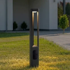 Lucande LED-gadelampe Pirron, højde 80 cm, stikkontakt, IP54