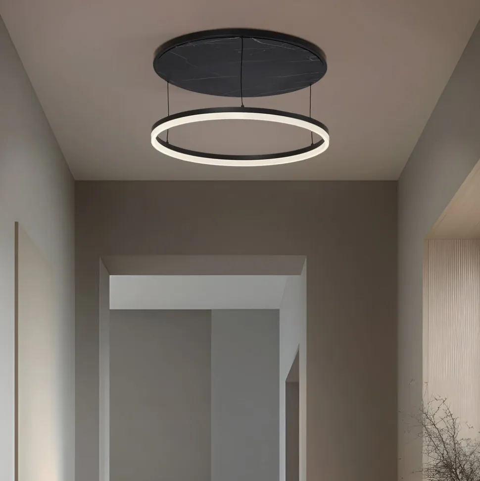 Lucande LED-loftlampe Orven, sort/marmor, Ø 50 cm, dæmpbar.