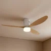 Lucande LED-loftventilator Kayu, hvid/træ, DC, 132 cm