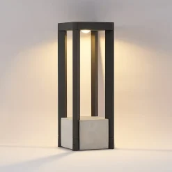 Lucande LED-sokkellampe Kalisa, IP65, 42 cm, grå, metal