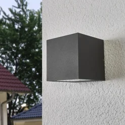 Lucande LED-udendørs væglampe Merjem, 10 cm, op/ned, IP54