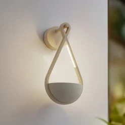 Lucande udendørs LED-væglampe Florka, beton, blomsterkurv, IP54