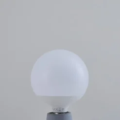 LUUMR Smart LED, E27, G125, 9W, RGB, Tuya, WLAN, mat, CCT