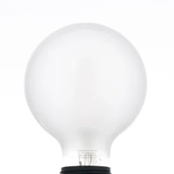 LUUMR Smart LED-pære mat E27 G95 7W Tuya WLAN CCT