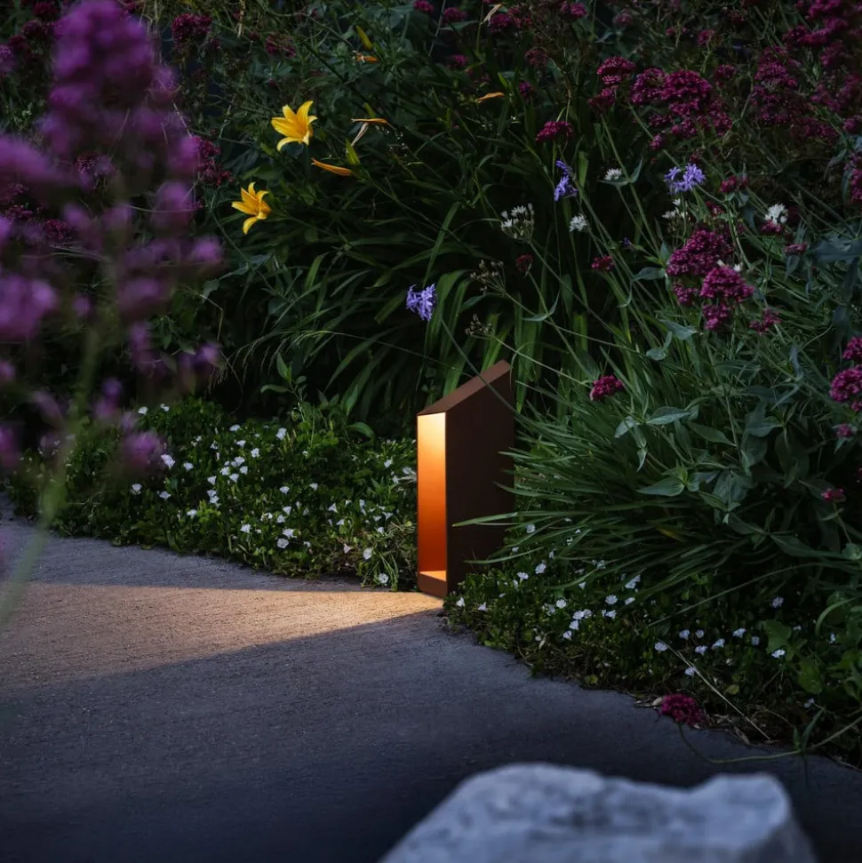 MARSET LED-sokkellampe Domus Højde 26 cm, rustbrun aluminium