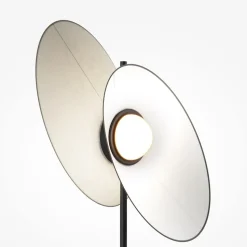 Maytoni Evolution LED-gulvlampe, sort/hvid, højde 158 cm