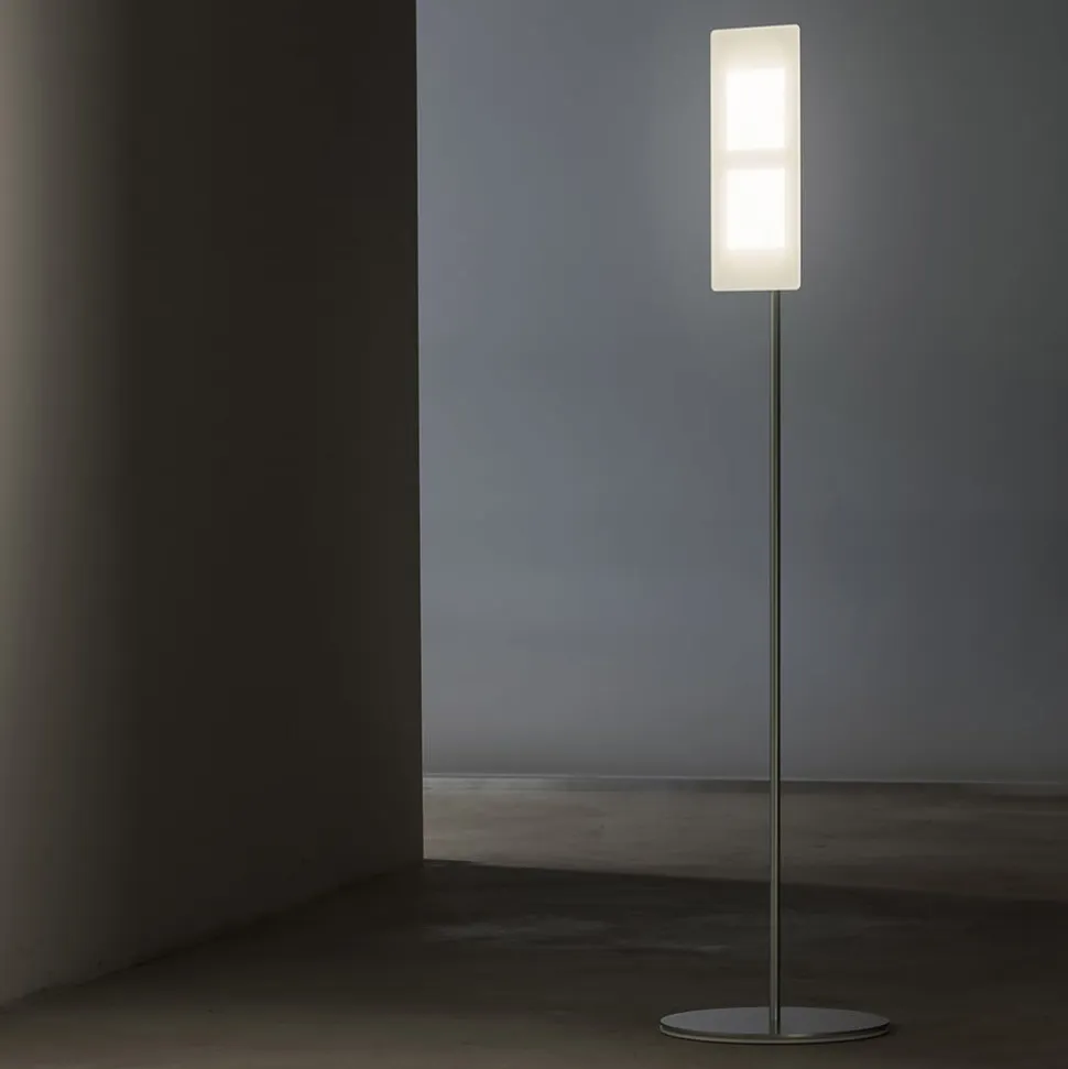 Med OLED’er - OMLED One f2 gulvlampe, hvid